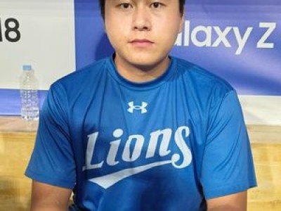 이승엽 10년 만에 프로 데뷔전서 투런 홈런