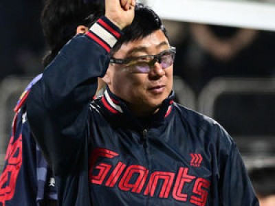 롯데 간판타자 복귀에 힘입어 KT 꺾고 승리
