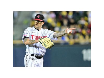 라클란 웰스 LG 투수로 데뷔하자마자 평균자책점 1위