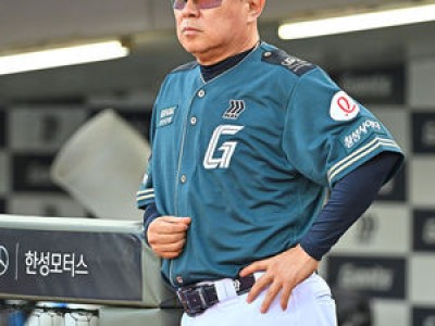 롯데 김태형 감독 한화전에서 충격 패배 당해