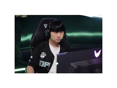 디플러스 기아 김대호 코치 시스템으로 패왕 등장?