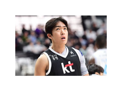 박지원 KT 5라운드서 기대에 부응하는 활약